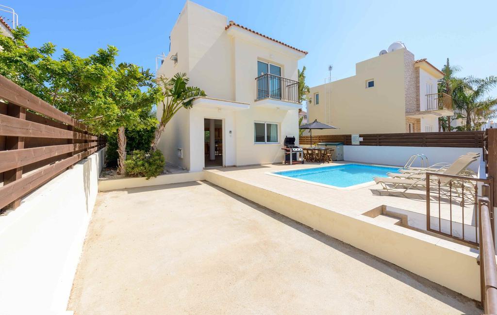Villa Meredith Паралімні Номер фото